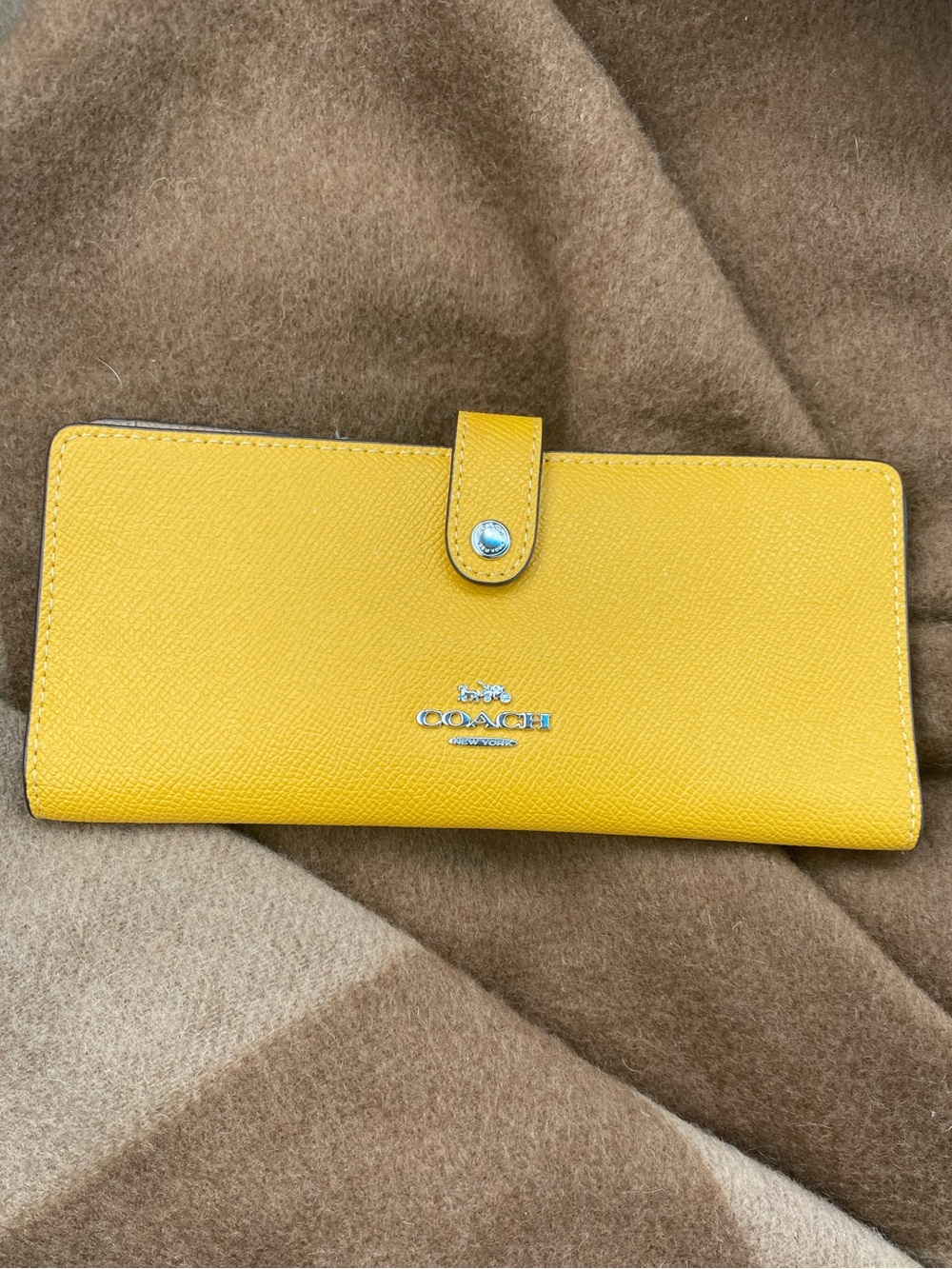 Coach slim bifold in Crossgrain  leather